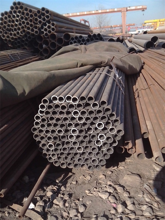 凉山小口径无缝钢管