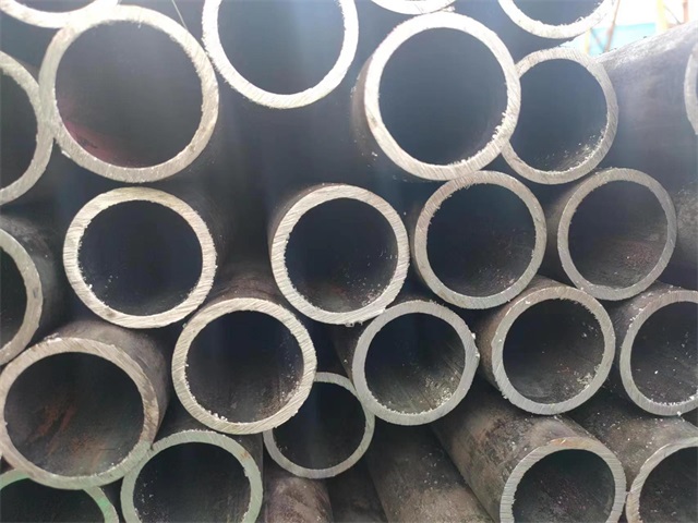 凉山10#结构用无缝钢管